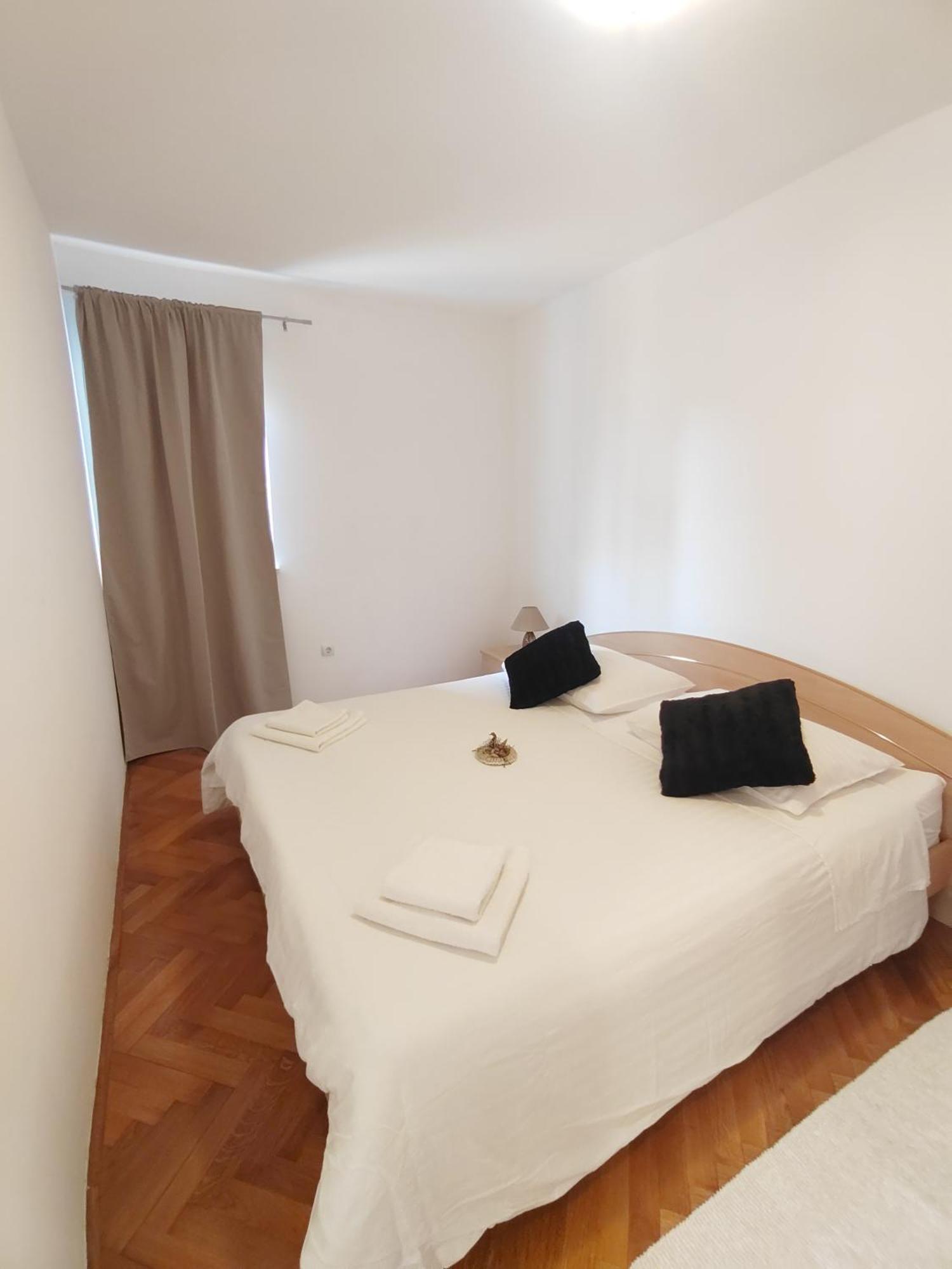Апартаменты Apartman Karmen Срима Экстерьер фото
