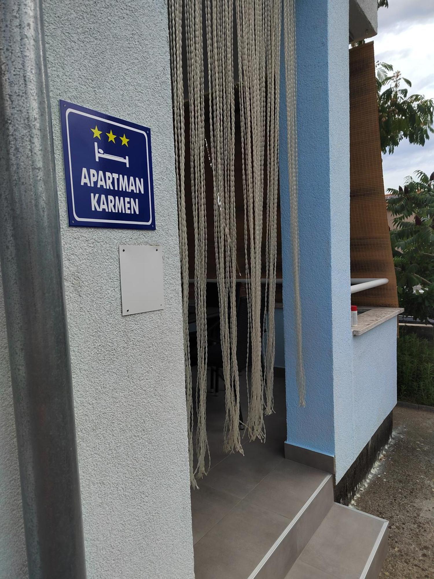 Апартаменты Apartman Karmen Срима Экстерьер фото